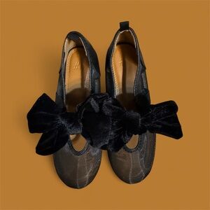 H&M Black Flats with Bow Accent